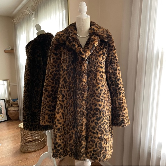 J. Crew Jackets & Blazers - J. Crew Faux Fur Leopard Animal Print Coat Size L